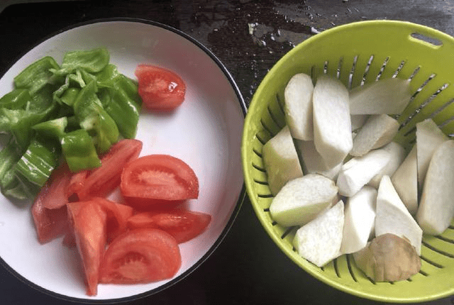 牛肉杏鮑菇怎么做好吃,牛肉杏鮑菇的美味烹飪方法與數據解答解釋定義,深入應用數據解析_ios46.88.45